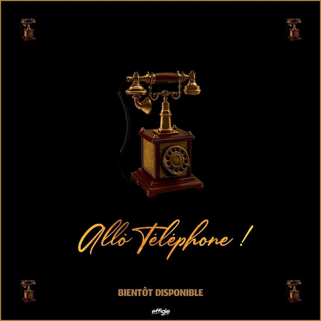 Allo téléphone