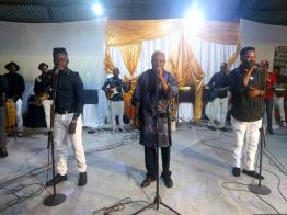 Manda chante 